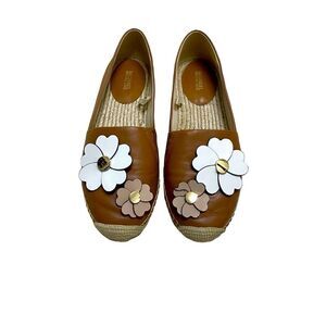 🌟Michael Kors🌟Carved Floral Brown Flats